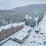 Apartment Levillas Front